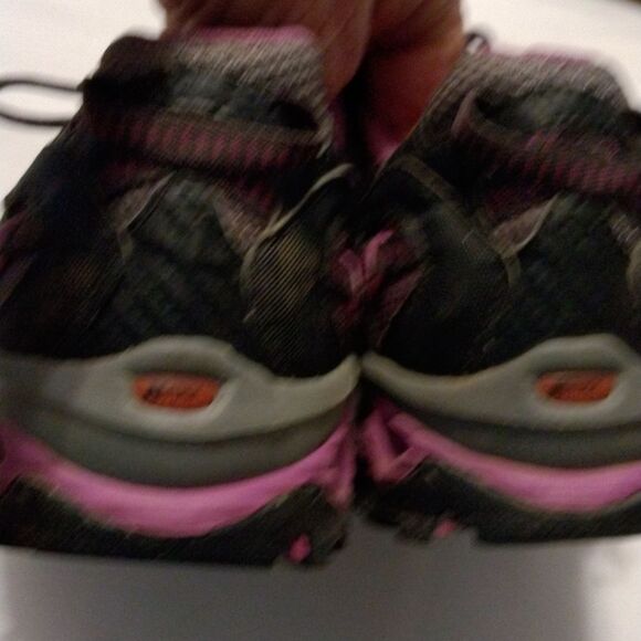 𝅺NEW BALANCE lace up sneakers size 7 - Picture 8 of 9